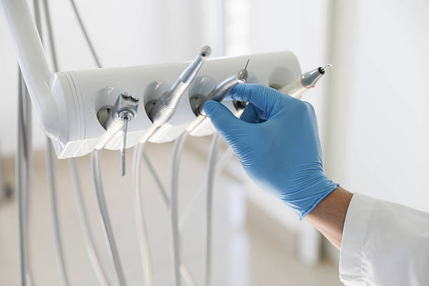 Professional Dental Veneers technician working in Philo, IL